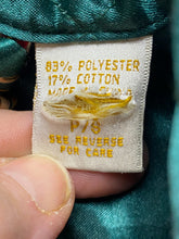 Load image into Gallery viewer, VTG Victorias Secret Robes Womens Pettie Small Kimono Quilted Shawl Gold Label