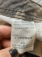 Load image into Gallery viewer, Lee Shorts Adult 40x10 Brown Camo Cargo Pockets Dungarees Outdoor Utility Mens