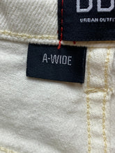 Load image into Gallery viewer, BDG Urban Outfitters Jeans Adult 29x28 White A-Wide Raw Hem Baggy Hip Hop Mens