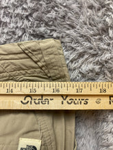 Load image into Gallery viewer, The North Face Pants Women 6 (32x31) Khaki Straight Leg Outdoor Drawstring Nylon