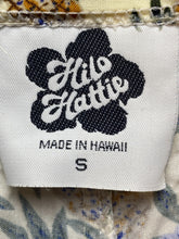 Load image into Gallery viewer, Hilo Hattie Skort Womens Small (28x3) AOP Flower Hawaiian Skirt Rayon Boho