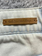 Load image into Gallery viewer, Soft Surroundings Jeans Women Petite Medium (32x28) Spandex Stretch Modal Denim