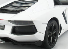 Load image into Gallery viewer, 1:14 RC Lamborghini Aventador LP700 (White)