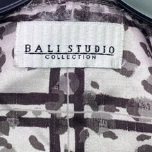 Load image into Gallery viewer, Bali Studio Womens Night Shirt Womens Extra Large Abstract House Dress Pajamas

