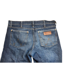 Load image into Gallery viewer, Wrangler Jeans Mens 35x34 Chore Western Workwear Streetwear Career Everyday
