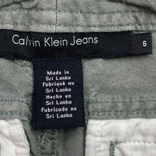 Load image into Gallery viewer, Calvin Klein Shorts Womens 6 Beachy Coastal Preppy Streetwear Gorpcore Hiking
