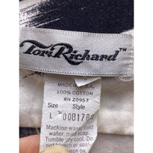 Load image into Gallery viewer, Vintage Tori Richard Shirt Mens Large Floral AOP Hawaiian Camp Collar
