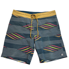 Load image into Gallery viewer, Billabong Shorts Mens Large Surfing Board Logo Beachy Coastal AOP Streetwear
