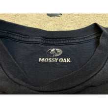 Load image into Gallery viewer, Mossy Oak Shirt Mens Extra Large Patriotic Outdoors Everyday Streetwear Grunge
