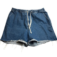 Load image into Gallery viewer, Venezia Jeans Shorts Womens 20 Cut Off Pull On Drawstring Beachy Coastal
