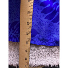 Load image into Gallery viewer, Vintage Hawaiian Shirt Mens Medium Blue AOP Parrot Wrap Around Costal Beachy

