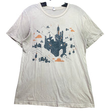 Load image into Gallery viewer, Cream Castle Shirt Mens Medium Monument Valley Geometric Everyday Streetwear
