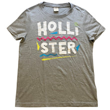 Load image into Gallery viewer, Hollister Shirt Mens Medium Retro Spell Out Preppy Academia Gray Streetwear

