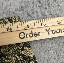 Load image into Gallery viewer, Needle &amp; Cloth Pants Womens 6 (29x27) Gold Black Snake Skin Spandex Stretch Lady
