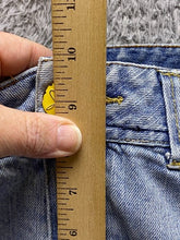 Load image into Gallery viewer, Jessica Simpson Jeans Women 14 (36x30) DISTRESSED Light Wash Embroidered Rose
