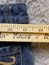 Load image into Gallery viewer, Metro 7 Jeans Women 12 (34x31) Flared Vintage Y2K Stretch Medium Wash Baggy
