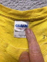 Load image into Gallery viewer, Vintage Fleur De Lis Shirt Adult Large Yellow Skull Gothic Grunge Affliction Men
