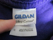 Load image into Gallery viewer, Charlie &amp; The Chocolate Factory Shirt Womens Small Purple Cape Fear Players 2007
