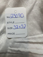 Load image into Gallery viewer, Old Skool Jeans Adult 32x32 White Denim Vintage Y2K Zip Pockets Buttons Mens
