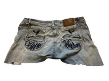 Load image into Gallery viewer, VTG Apple Bottoms Shorts Womens 9/10 Y2K Cut-Offs Embroidered Hip Hop Festival
