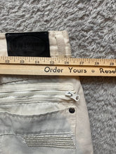 Load image into Gallery viewer, Old Skool Jeans Adult 32x32 White Denim Vintage Y2K Zip Pockets Buttons Mens
