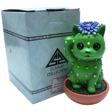 Load image into Gallery viewer, Cactus Cat Figurine Cacti Manekineko Resin Summit Collection NEW
