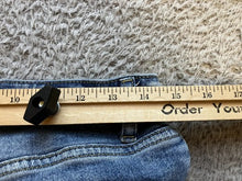 Load image into Gallery viewer, Vervet Jeans Women 29 DISTRESSED Stretch Medium Wash Boyfriend Style V2116YHC
