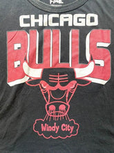 Load image into Gallery viewer, Chicago Bulls Shirt Womens Extra Large Black Cropped Windy City NBA Classics
