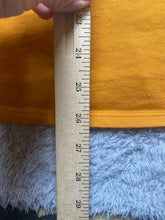 Load image into Gallery viewer, Harry Potter Shirt Adult Medium Hufflepuff Hogwarts Wizarding World Magician Men
