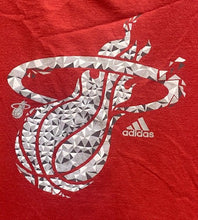 Load image into Gallery viewer, Miami Heat Shirt Mens Extra Large Red Basketball Geometric Outdoors Adidas NBA
