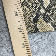 Load image into Gallery viewer, Needle &amp; Cloth Pants Womens 6 (29x27) Gold Black Snake Skin Spandex Stretch Lady
