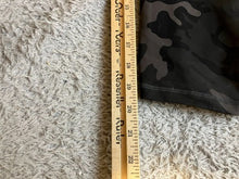 Load image into Gallery viewer, Camouflage Leggings Womens Large 30x20 Cropped Workout Athleisure Yoga Moon
