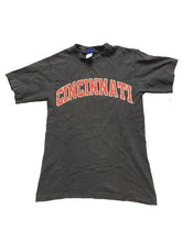 Load image into Gallery viewer, Cincinnati Bearcats Shirt Adult Small NCAA College Sportswear Team Edition Mens
