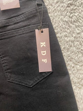Load image into Gallery viewer, KDF Jeans Womens 8 Black Straight Leg Pants Pockets Workwear Ladies
