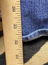 Load image into Gallery viewer, Apple Bottoms Jeans Women 9/10 (33x32) Vintage Y2K Stretch Medium Wash Straight
