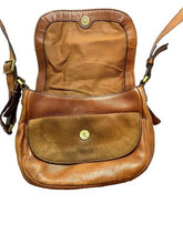 Load image into Gallery viewer, Vintage Fossil Purse Leather Crossbody Bag Adjustable Strap Three Compartments
