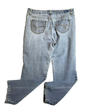 Load image into Gallery viewer, BandolinoBlu Jeans Womens 16 (35x28) Blue Mandie Classic Medium Wash Denim Lady

