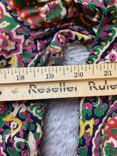 Load image into Gallery viewer, Tommy Hilfiger Shirt Womens Large Green Pink Geometric Floral Contrast Cuffs
