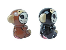 Load image into Gallery viewer, Furry Bones Munky The Monkey Skull Salt and Pepper Shakers Set Brown &amp; Black NEW
