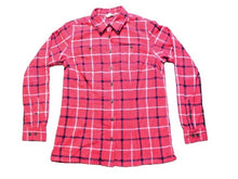 Load image into Gallery viewer, Duluth Trading Shirt Womens Extra Small Red Plaid Button Up Flannel Ladies
