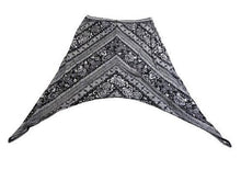 Load image into Gallery viewer, Faded Glory Skirt Womens 2X 18W/20W Gray AOP Paisley Lagenlook Asymmetric Boho
