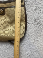 Load image into Gallery viewer, Vintage Coach Purse Shoulder Hobo Bag Signature Logo Crossbody F19259 .
