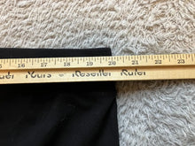 Load image into Gallery viewer, Marvel Leggings Womens 4X Black Her Universe Workout Athleisure Cropped Capri
