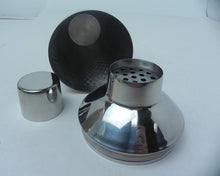 Load image into Gallery viewer, Stainless Steel Cocktail Shaker Dishwasher Safe 22 Oz
