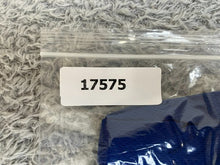 Load image into Gallery viewer, Golden State Warriors Shorts Adult Medium Stephen Curry #30 Basketball NBA Mens
