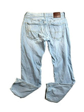 Load image into Gallery viewer, Hollister Jeans Adult 32x32 Blue Denim Destroyed Whiskered Tapered Thrashed Mens
