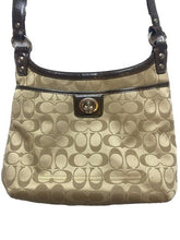 Load image into Gallery viewer, Vintage Coach Purse Shoulder Hobo Bag Signature Logo Crossbody F19259 .
