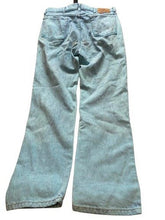 Load image into Gallery viewer, VTG Wrangler Jeans Adult 34x32 Turquoise Blue Denim Regular Fit Straight Leg Men
