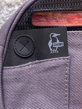 Load image into Gallery viewer, Chums Fanny Pack Black Gray Running Hiking Festival Light Up Flashing
