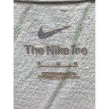 Load image into Gallery viewer, North Carolina Tar Heels Shirt Mens Medium Nike Basketball School Athleisure
